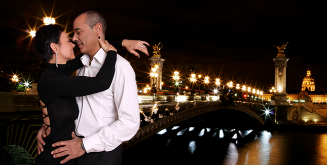 couple_8749_night_bridge